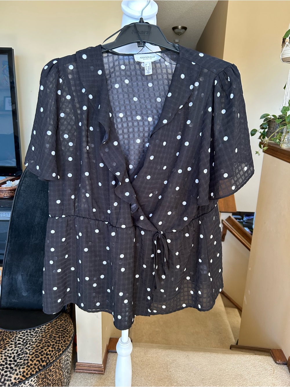 Black Polka Dot faux Tie-Front Flutter sleeve Semi Sheer Blouse Size 2X